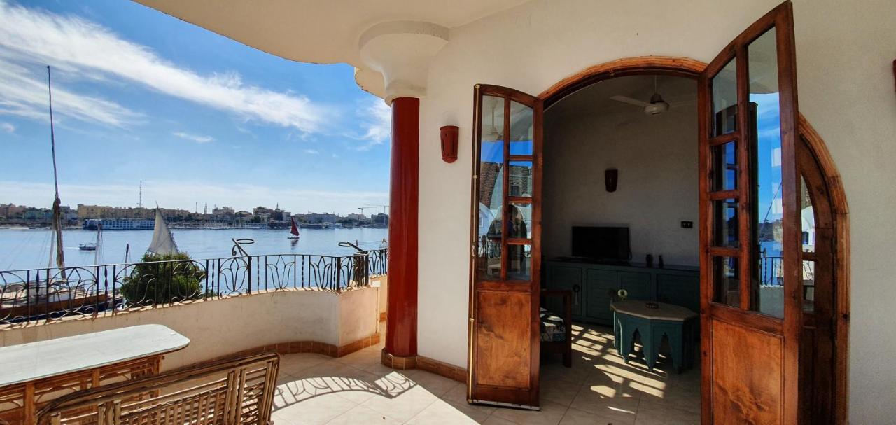 Nile View Panoramique And Garden West Bank Apartment Luxor Bagian luar foto